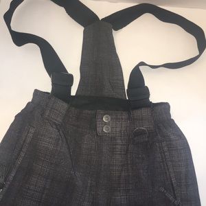 Boy snow overalls, great condition, size medium